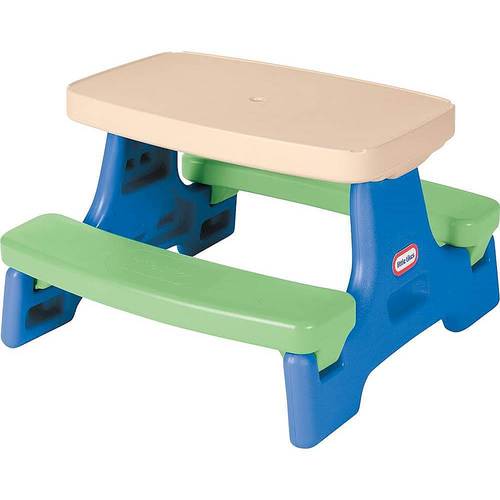 Seats up to 4 kids; up to 50 lbs. per bench; assembly required; suitable for children ages 1.5 to 5