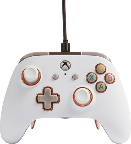 Gain a competitive edge with the FUSION Pro Wired Controller for Xbox One featuring mappable pro-pack and 3-way trigger locks.
