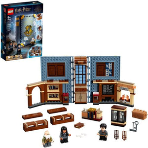 Cast a spell over Harry Potter&#8482; fans with this Hogwarts&#8482; Charms classroom playset inside a magical brick-built playbook.