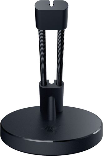 As pioneers of the original gaming mouse bungee, we’ve always understood your need for drag-free control. With the Razer Mouse Bungee V3, we’re updating what that means for the modern era—with a new clip-on cable catch that offers a more secure way to manage your mouse cable for smooth, fluid swipes.
